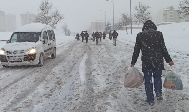 Olumsuz Hava Koşulları Hayatı Olumsuz Yönde Etkiliyor