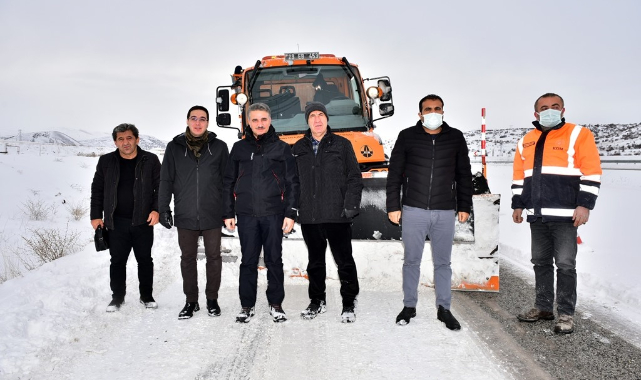 Vali Baruş, Yol Açma Çalışmalarına Katıldı