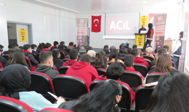 Aile İçi ve Kadına Şiddetle Mücadele Sürüyor