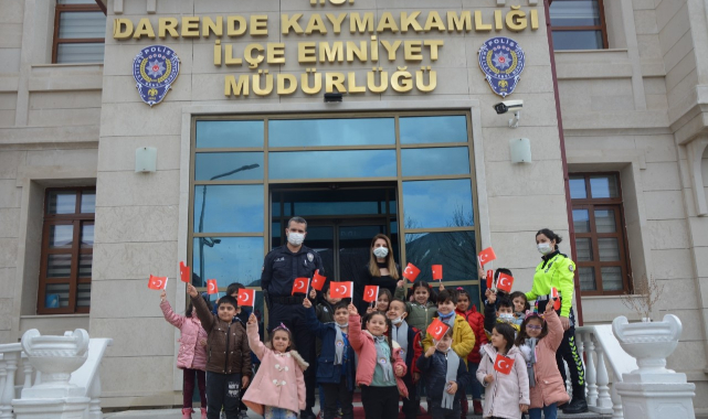 Öğrenciler, Darende Emniyet Müdürlüğü&#039;nü Gezdi