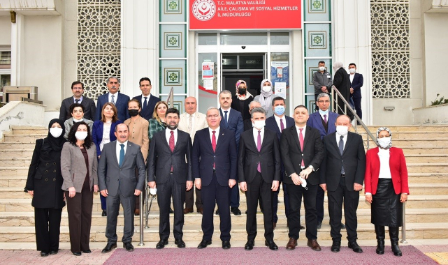 Bakan Yardımcısı Ergüneş, Vali Baruş’u Ziyaret Etti