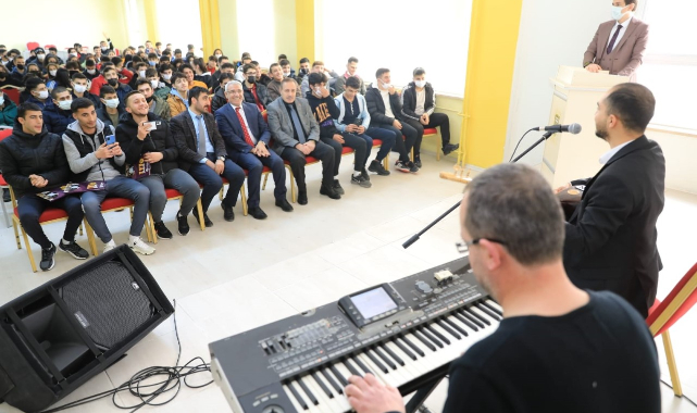 Başkan Güder, “Gençlerimizi Önemsiyoruz”