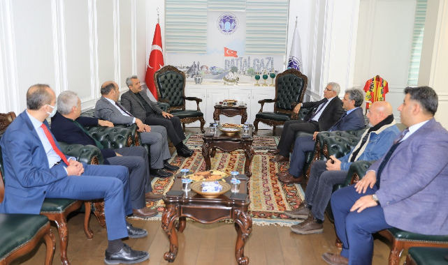 “Gençlerimize Dokunan Yatırımlar Yapılıyor”