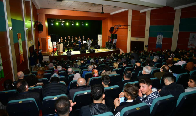 ‘Unutulmayan Şarkılar ve Türküler’ Konseri Büyük İlgi Gördü