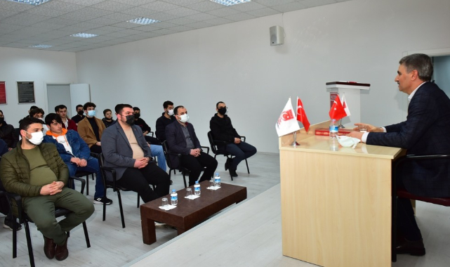 Vali Baruş, MTTB’li Gençlerle Buluştu