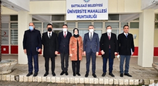 Vali Baruş, Üniversite ve Karabağlar'ı Gezdi