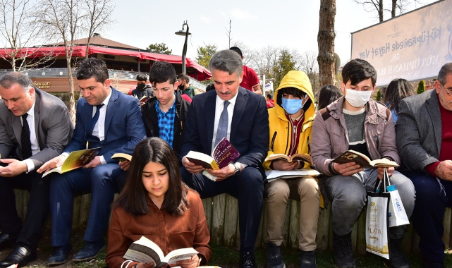 81 İlde Aynı Gün ve Aynı Saatte Kitap Okudular