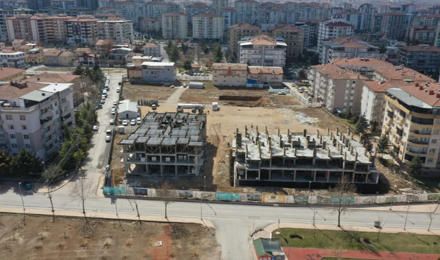 Başkan Çınar, Turgut Özal Mahallesi Kentsel Dönüşüm Projesini İnceledi