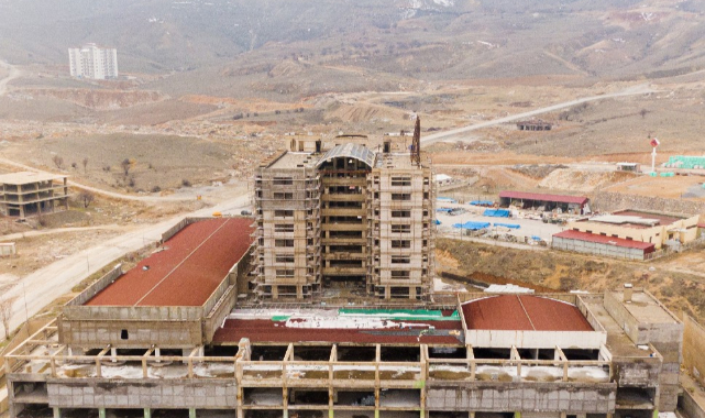 Başkan Gürkan, YİMPAŞ Binasında İncelemelerde Bulundu