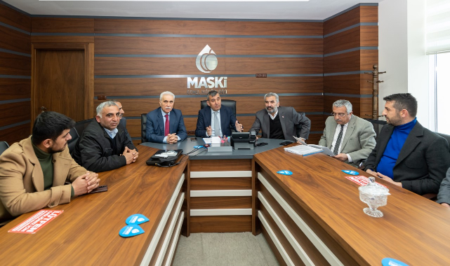 “Biz Herkese Hizmet Etmek Zorundayız”