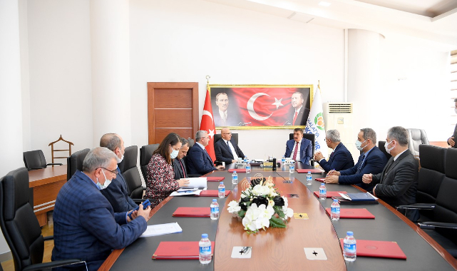 Büyükşehir Belediyesi ve Vakıflar Bölge Müdürlüğü Protokol İmzaladı