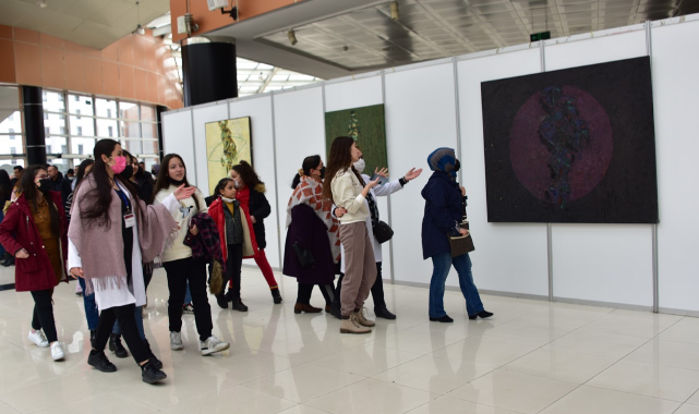 Çağdaş Sanat Sergisi Sanatseverlerle Buluştu
