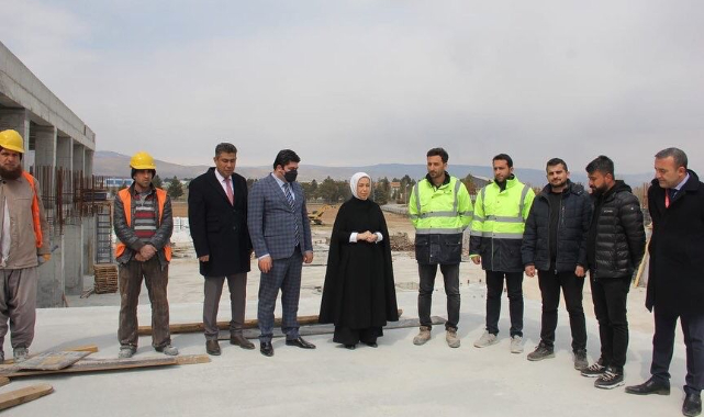 Milletvekili Çalık,  Malatya Havalimanı Yeni Terminal Binasını İnceledi