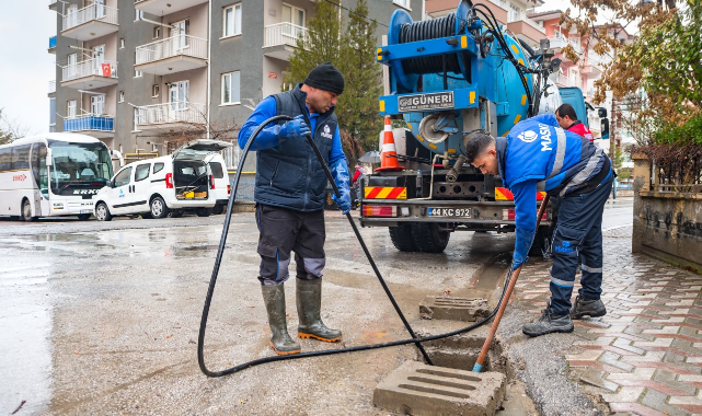 Su Göllenmelerine MASKİ Müdahale Etti