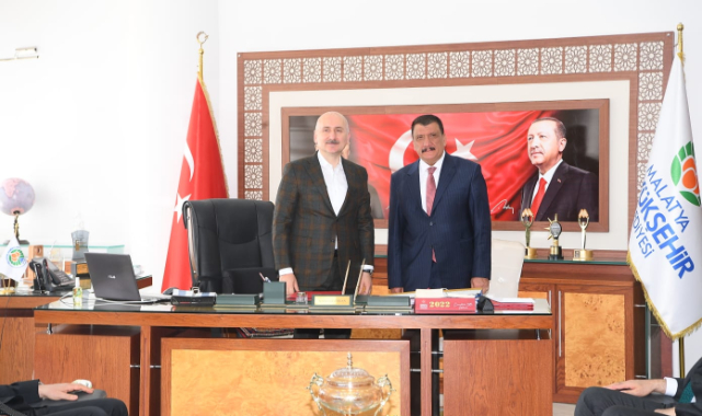 Bakan Karaismailoğlu, Başkan Gürkan’ı Ziyaret Etti
