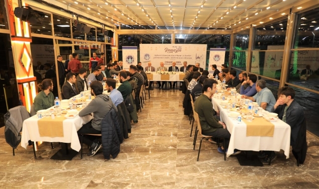 Başkan Güder, Genç STK Temsilcileri İle İftarda Buluştu