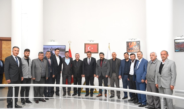 Başkan Gürkan, MHP Hekimhan İlçe Teşkilatını Kabul Etti