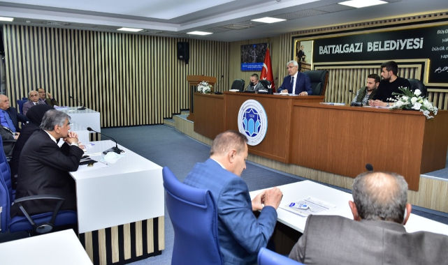 Battalgazi’de Encümen ve Komisyon Üyeleri Belirlendi