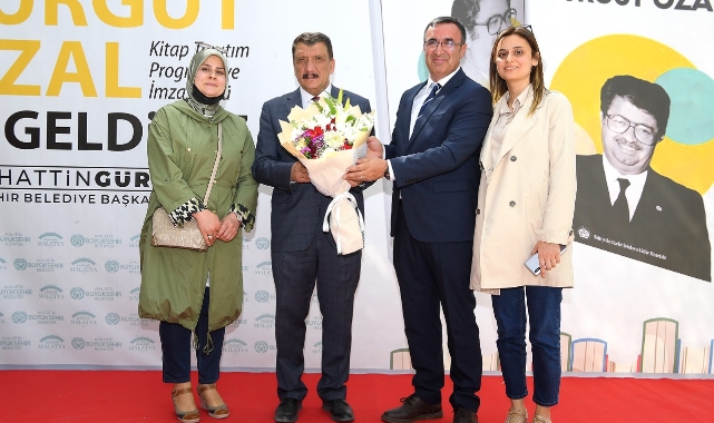 Nezir Kızılkaya’nın ‘Gençler İçin Turgut Özal’ Kitabı Tanıtıldı