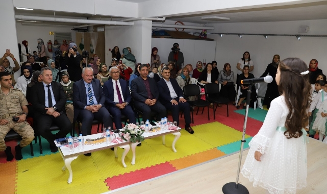 4-6 Yaş Öğrencilerin Kur’an Okumaya Geçiş Törenine Katıldı
