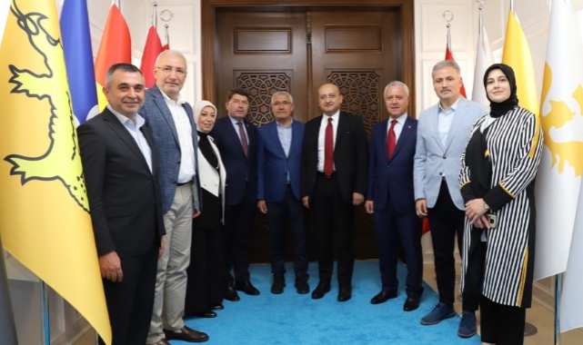 AK Parti Heyeti, Başkan Güder’i Ziyaret Etti