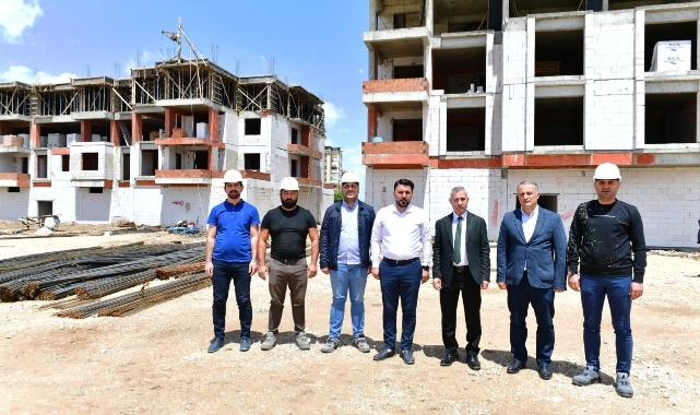 Başkan Çınar, Turgut Özal Mahallesi Kentsel Dönüşüm Binalarını İnceledi