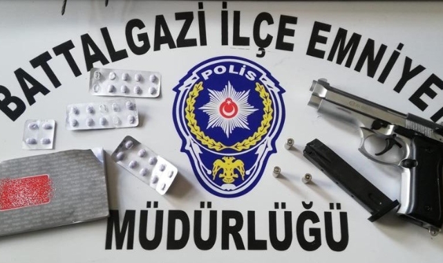 Haklarında Çeşitli Suçlardan Yakalama Emri Bulunan 31 Şahıs Yakalandı