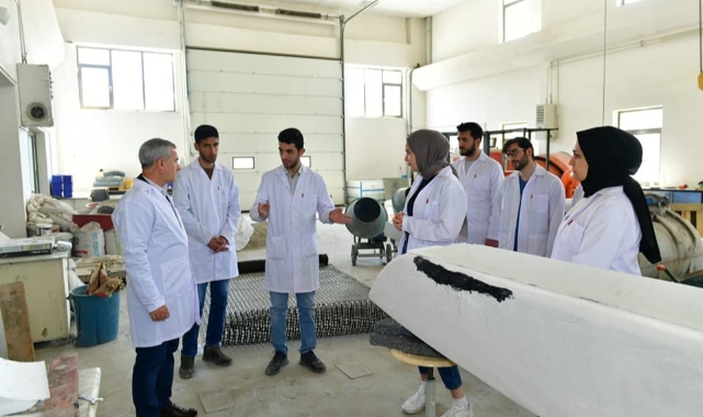 “Öğrencilerimize Tam Destek Veriyoruz”