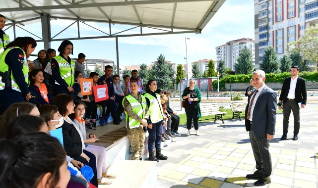 “Trafik Kurallarına Uymak Hepimizin Asli Görevidir”