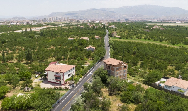 Büyükşehir Topsöğüt Mahallesi Fatih Caddesindeki Asfalt Çalışmalarını Tamamladı