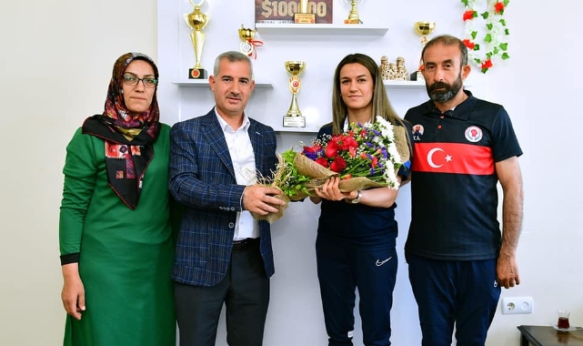 “Hatice Akbaş Milli Gururumuzdur”