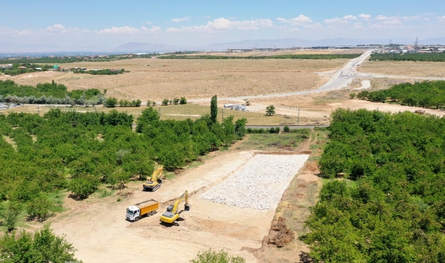 Başkan Gürkan, Samanköy DDY Üst Geçit Köprüsü Çalışmalarını İnceledi