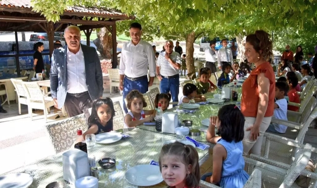Başkan Zelyurt, Çocuklarla Bir Araya Geldi