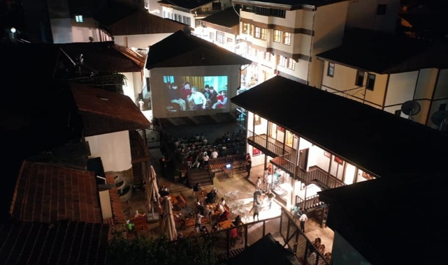 Yeşilyurt’ta Sinema Akşamları Film Günleri Başladı