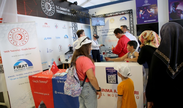 FKA TEKNOFEST Karadeniz’de "Elektrikli Araçlar Sanal Gerçeklik" Projesini Tanıttı