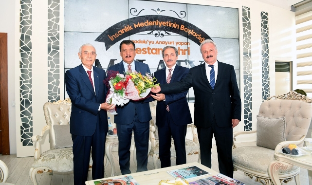 &quot;Yoğun Bir Hizmet Anlayışıyla Çalışıyoruz&quot;