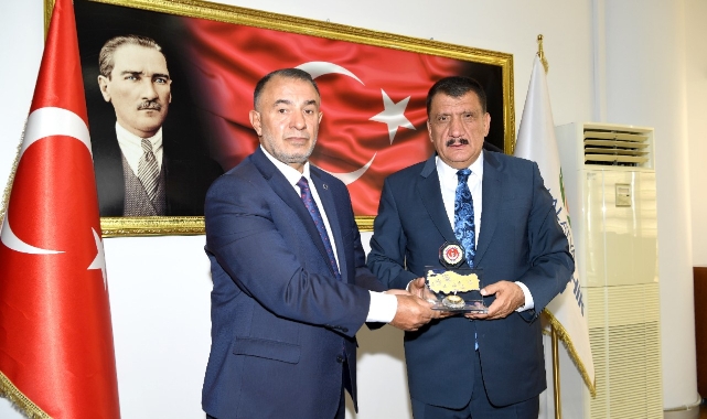 Öndeş, Başkan Gürkan’ı Ziyaret Etti