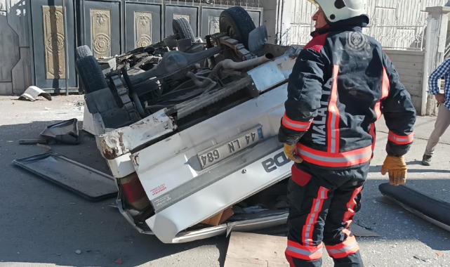 Üst Geçitten Aşağı Uçan Araçtaki 1 Kişi Yaralandı