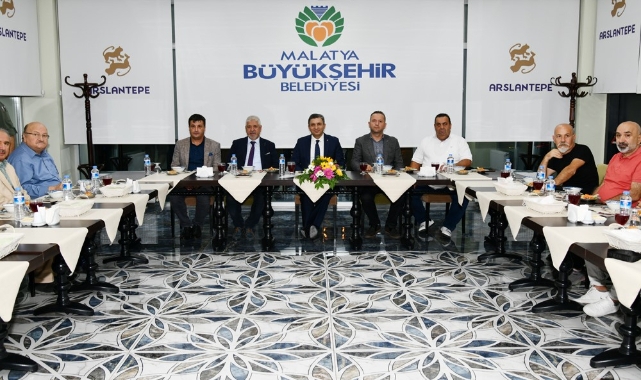 Vali Şahin, Kocaeli İlinden Gelen Gazetecileri Ağırladı