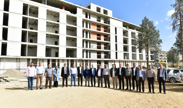 “Yeşilyurt’a Modern Bir Hizmet Binası Kazandıracağız”