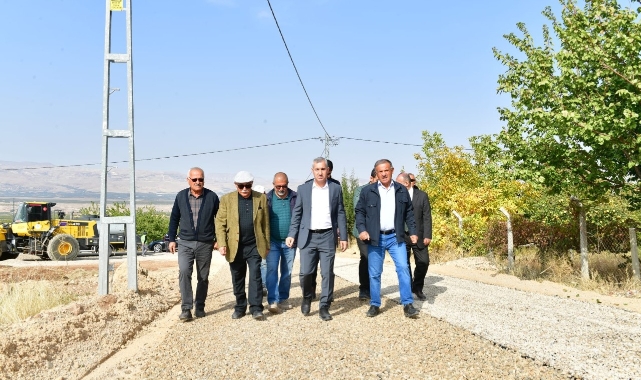 “Kırlangıç Mahallemizin Yollarını Konforlu Hale Getiriyoruz”