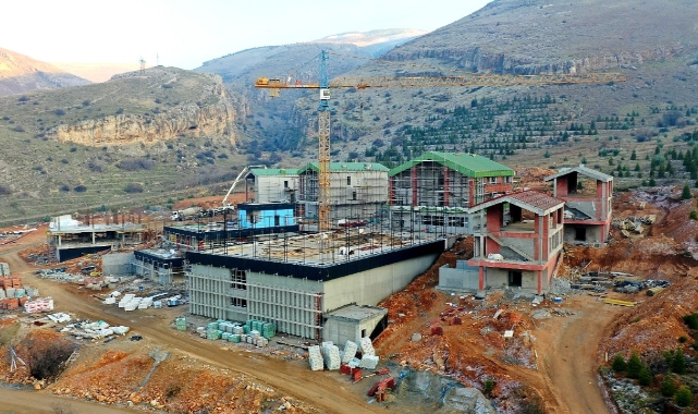 Başkan Gürkan, Gençlik Kampı İnşaat Alanında İncelemelerde Bulundu