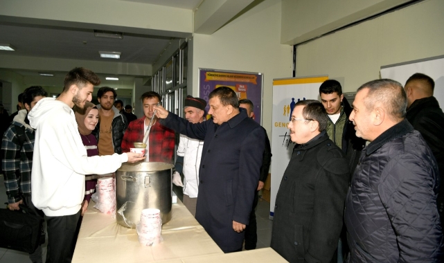 Başkan Gürkan, Üniversite Öğrencileri İle Bir Araya Geldi