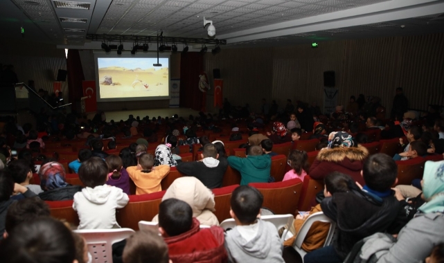 Battalgazi’deki Öğrenciler Sinema Keyfini Doyasıya Yaşıyor