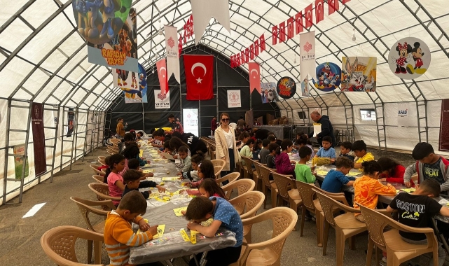 "Müjde! Tiyatro Kapıma Geldi"