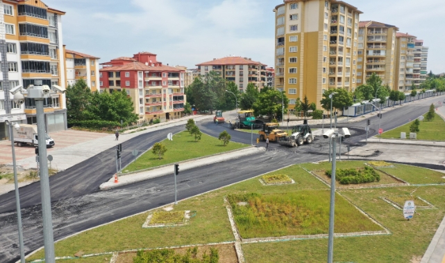 Büyükşehir Belediyesi Yol ve Asfalt Çalışmaları Devam Ediyor