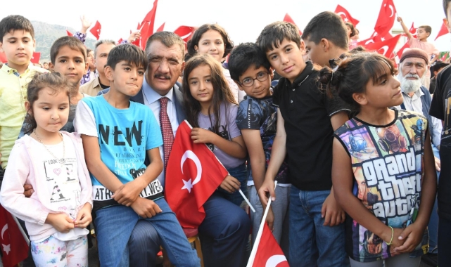 Yılsonu Şenliklerinde Öğrenciler Doyasıya Eğlendi