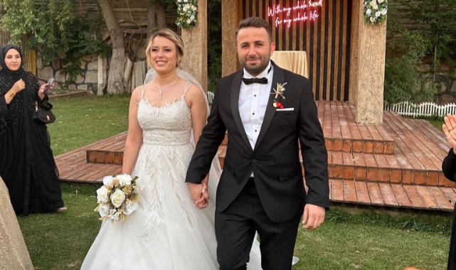 Erdal Ve Biçer Ailesinin Mutlu Gününe Yoğun İlgi Gösterildi
