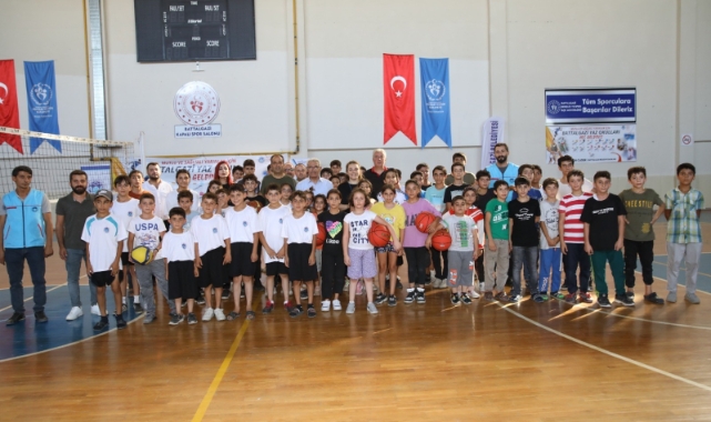 Yaz Spor Okullarından 10 Bin Depremzede Çocuğa Eğitim Verildi