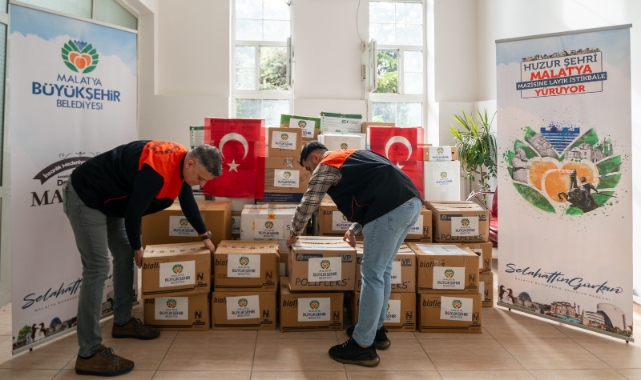 Büyükşehir, Savaş Bölgesine 14 Bin 264 Kutu İlaç Yardımı Gönderdi